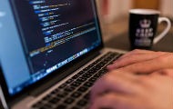 Poziv za medije: mentorstvo za digitalnu bezbednost Poziv za medije: mentorstvo za digitalnu bezbednost